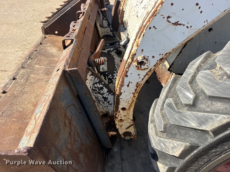 image for item EN0695 1995 Bobcat 763 skid steer loader