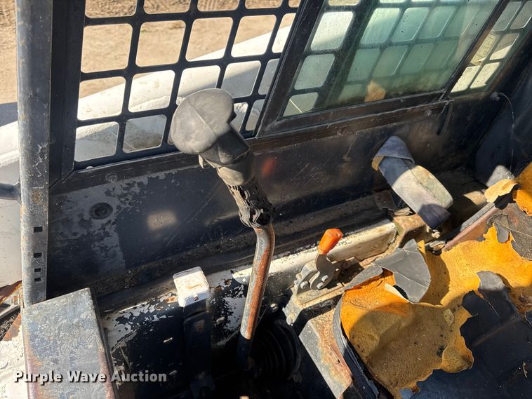 image for item EN0695 1995 Bobcat 763 skid steer loader