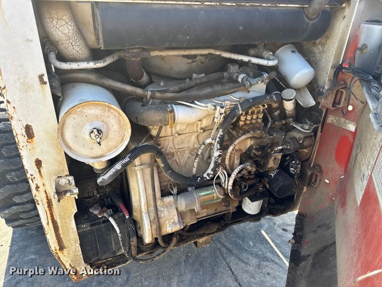 image for item EN0695 1995 Bobcat 763 skid steer loader