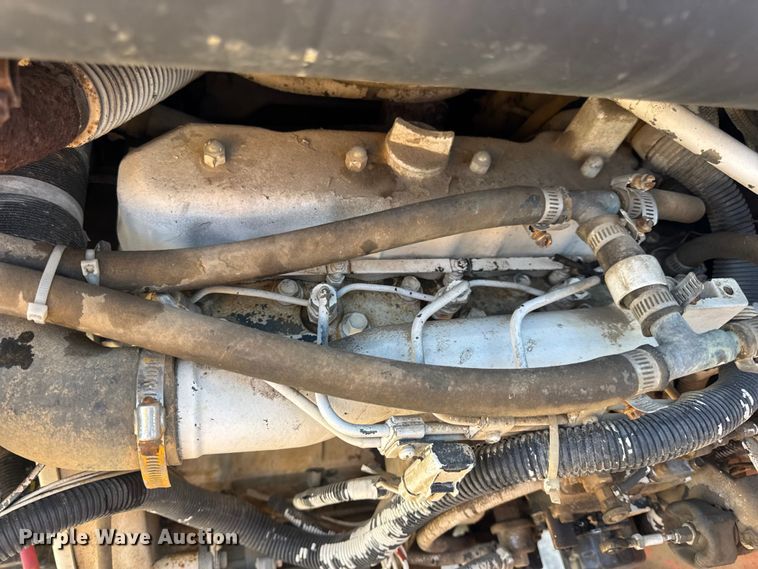 image for item EN0695 1995 Bobcat 763 skid steer loader