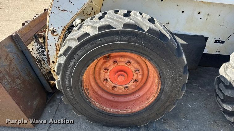 image for item EN0695 1995 Bobcat 763 skid steer loader