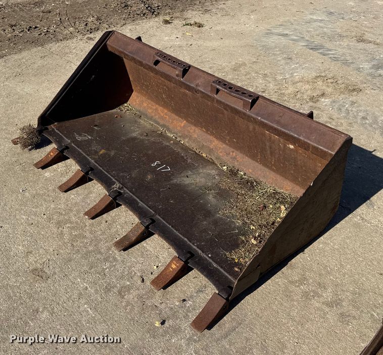 image for item EN0695 1995 Bobcat 763 skid steer loader