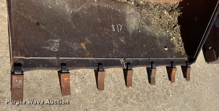 image for item EN0695 1995 Bobcat 763 skid steer loader