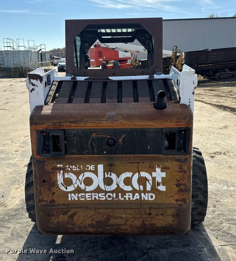 image for item EN0696 1997 Bobcat 763 skid steer loader