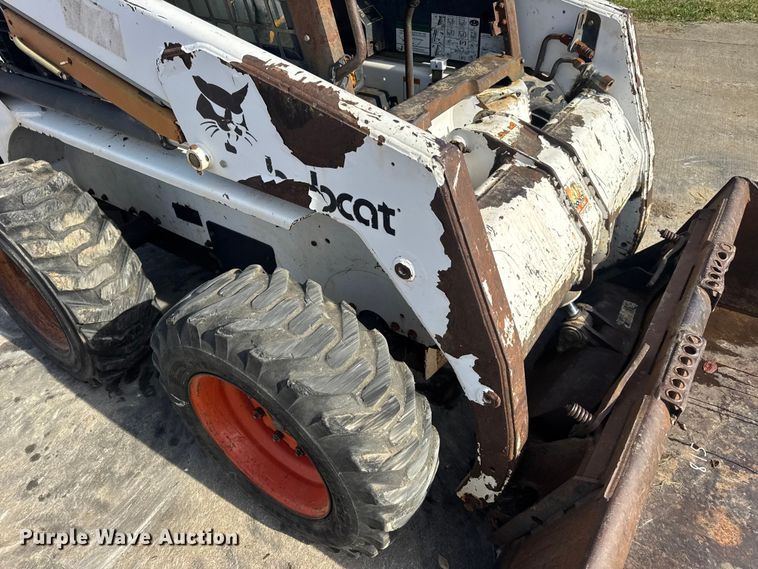 image for item EN0696 1997 Bobcat 763 skid steer loader