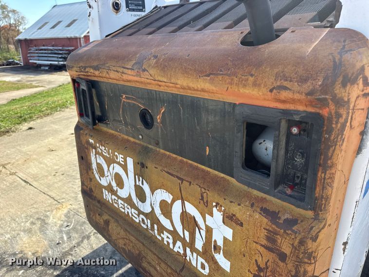 image for item EN0696 1997 Bobcat 763 skid steer loader