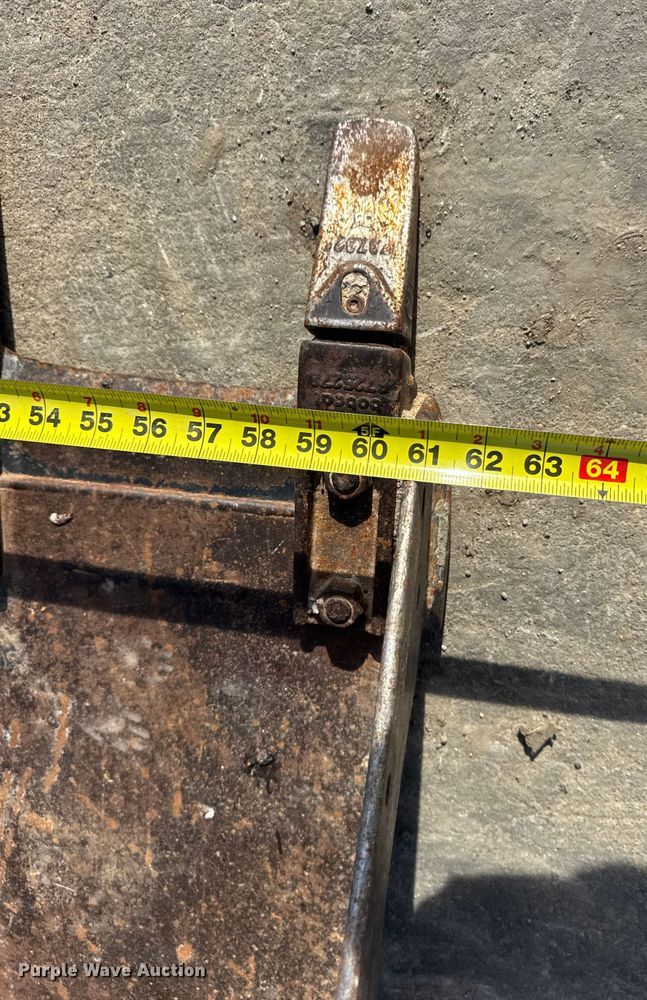 image for item EN0696 1997 Bobcat 763 skid steer loader