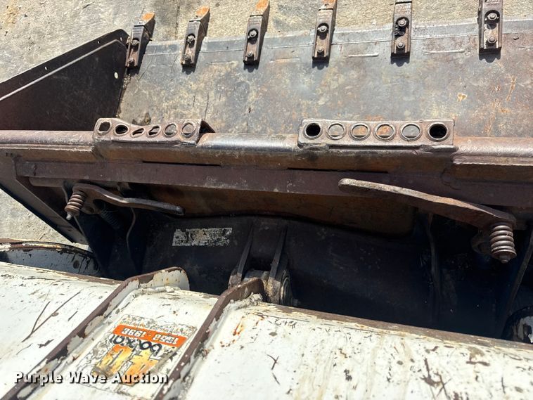 image for item EN0696 1997 Bobcat 763 skid steer loader