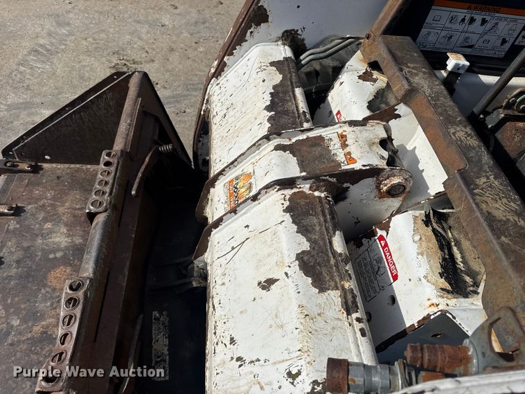 image for item EN0696 1997 Bobcat 763 skid steer loader