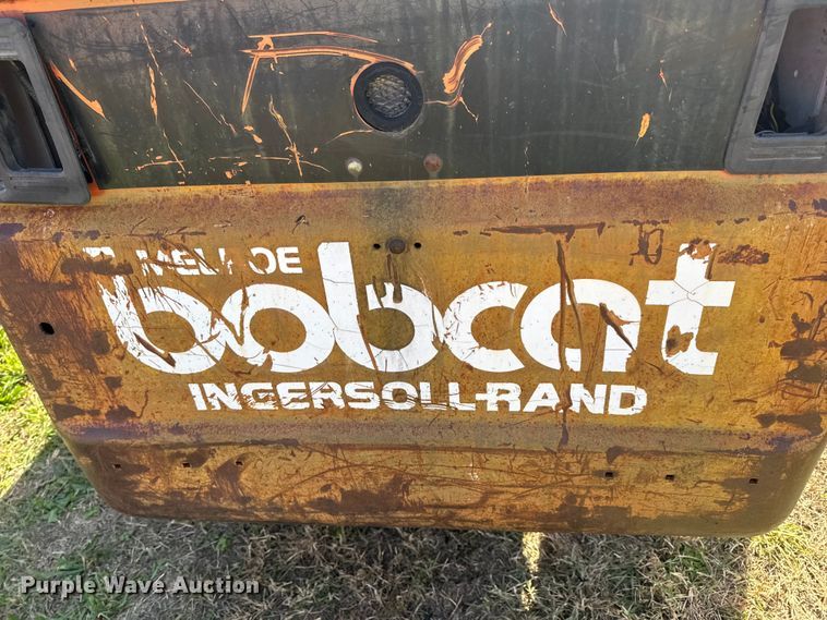 image for item EN0696 1997 Bobcat 763 skid steer loader