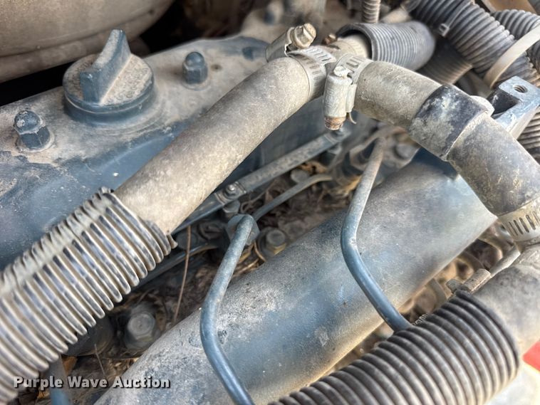 image for item EN0696 1997 Bobcat 763 skid steer loader