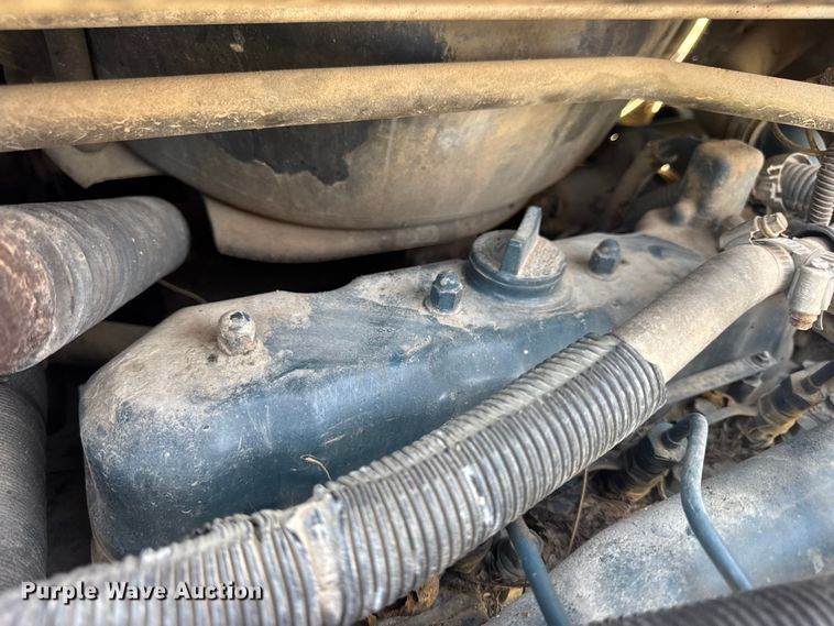 image for item EN0696 1997 Bobcat 763 skid steer loader