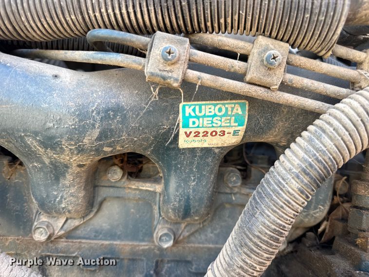 image for item EN0696 1997 Bobcat 763 skid steer loader