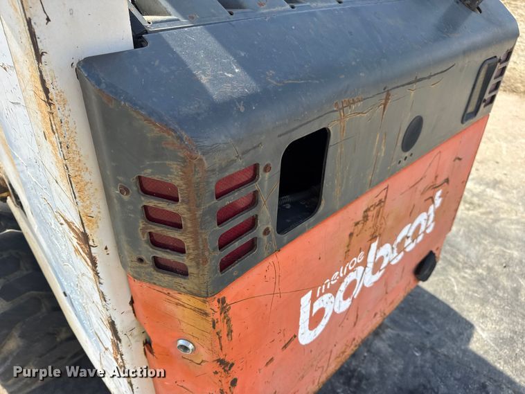 image for item EN0697 1993 Bobcat 753 skid steer loader