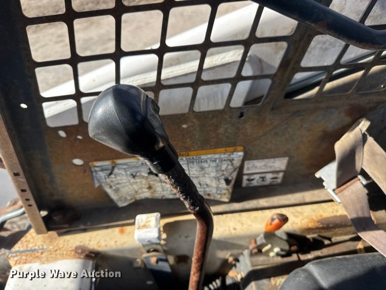 image for item EN0697 1993 Bobcat 753 skid steer loader