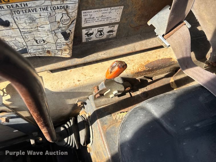 image for item EN0697 1993 Bobcat 753 skid steer loader