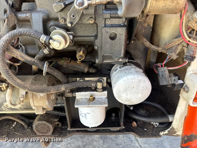 image for item EN0697 1993 Bobcat 753 skid steer loader