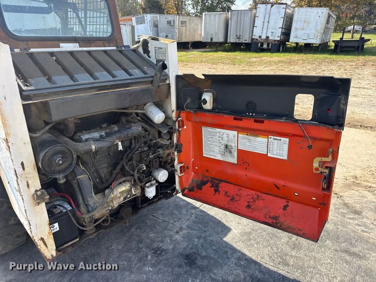 image for item EN0697 1993 Bobcat 753 skid steer loader