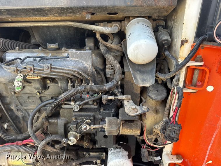 image for item EN0697 1993 Bobcat 753 skid steer loader