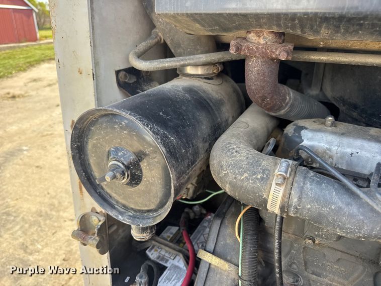 image for item EN0697 1993 Bobcat 753 skid steer loader