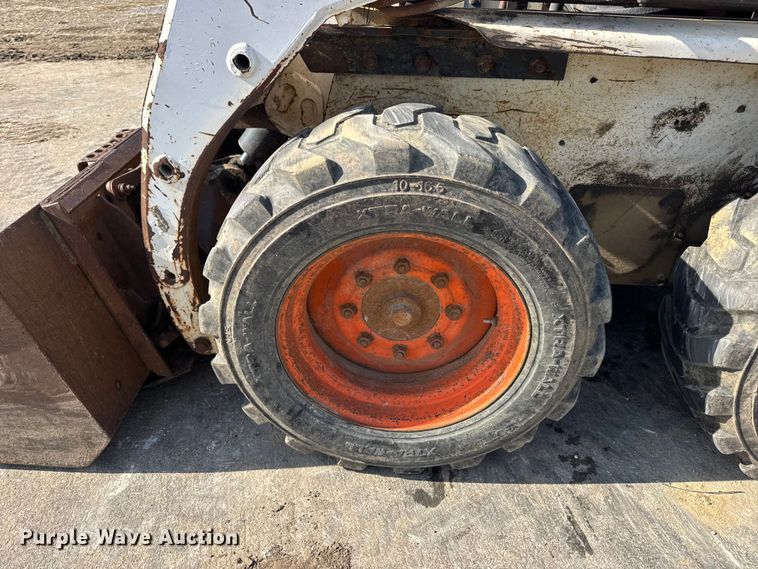 image for item EN0697 1993 Bobcat 753 skid steer loader