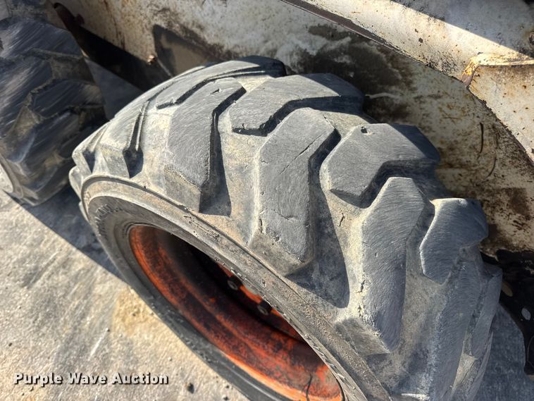 image for item EN0697 1993 Bobcat 753 skid steer loader