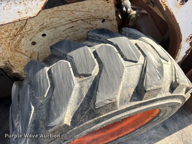 image for item EN0697 1993 Bobcat 753 skid steer loader