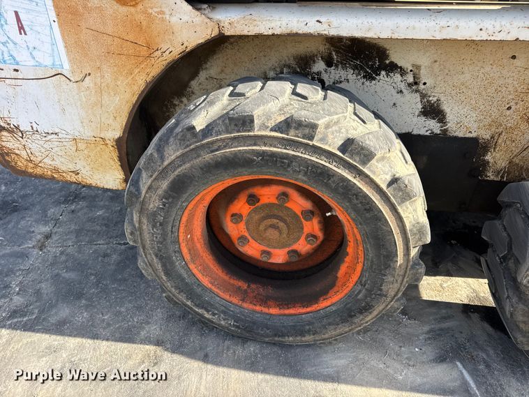 image for item EN0697 1993 Bobcat 753 skid steer loader