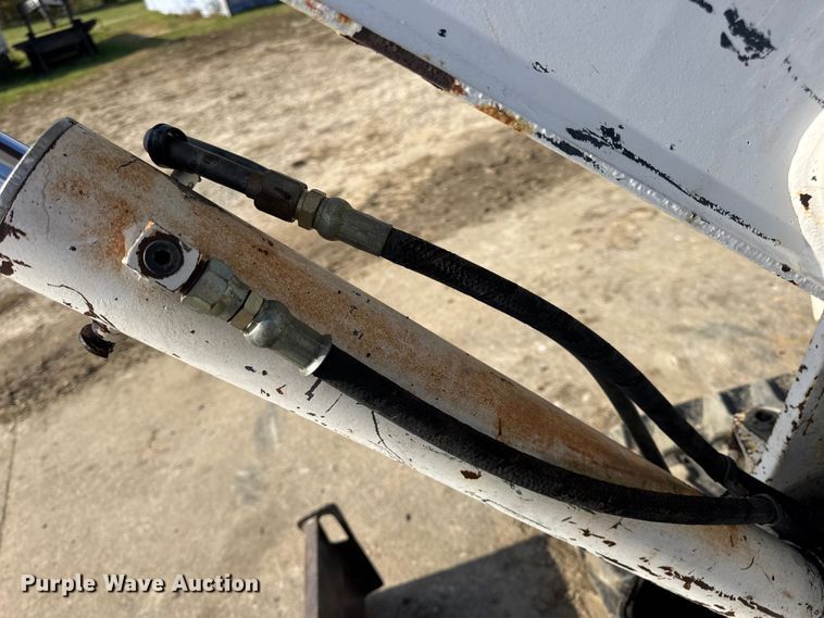 image for item EN0698 1995 Bobcat 331 mini excavator