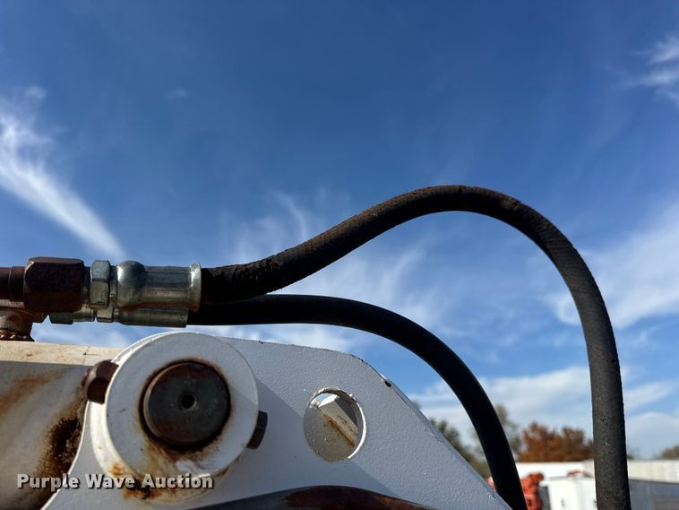 image for item EN0698 1995 Bobcat 331 mini excavator