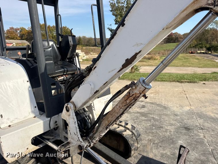 image for item EN0698 1995 Bobcat 331 mini excavator