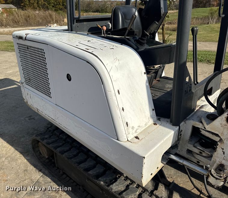 image for item EN0698 1995 Bobcat 331 mini excavator