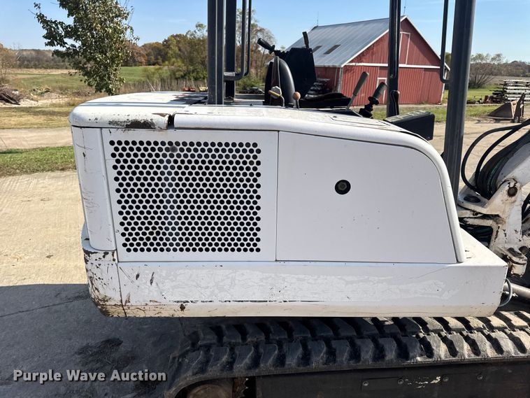 image for item EN0698 1995 Bobcat 331 mini excavator