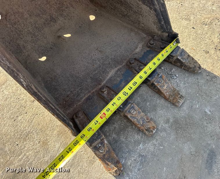 image for item EN0698 1995 Bobcat 331 mini excavator