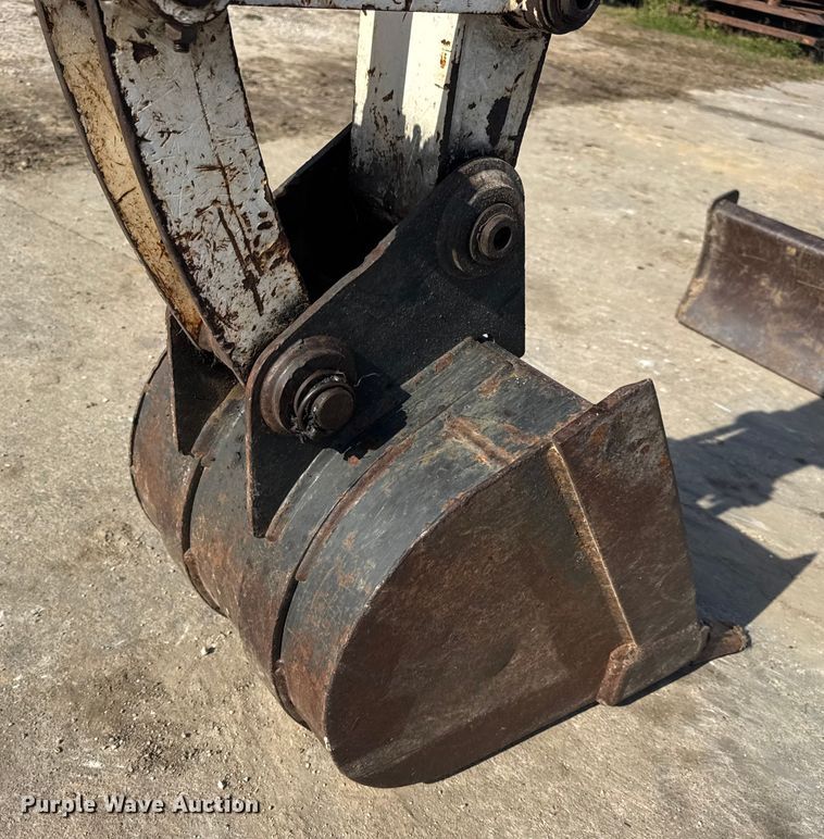 image for item EN0698 1995 Bobcat 331 mini excavator