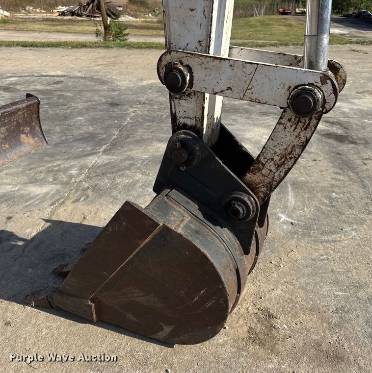 image for item EN0698 1995 Bobcat 331 mini excavator