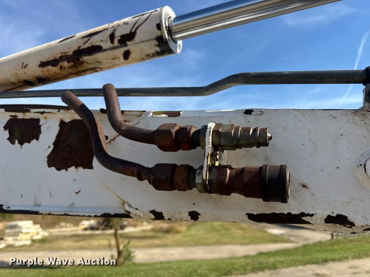 image for item EN0698 1995 Bobcat 331 mini excavator