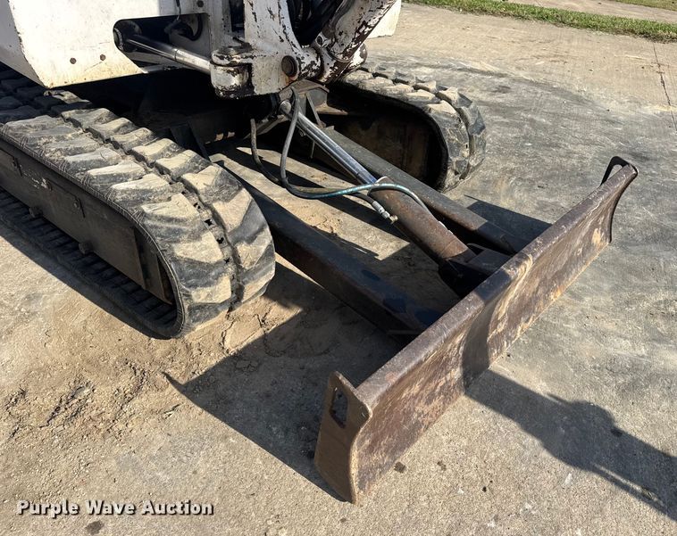 image for item EN0698 1995 Bobcat 331 mini excavator