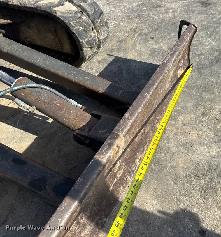 image for item EN0698 1995 Bobcat 331 mini excavator