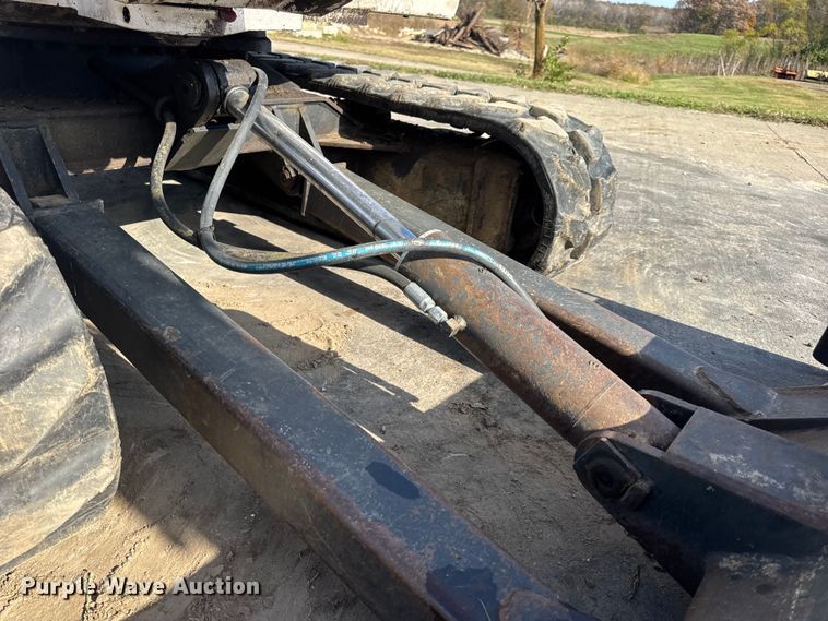 image for item EN0698 1995 Bobcat 331 mini excavator