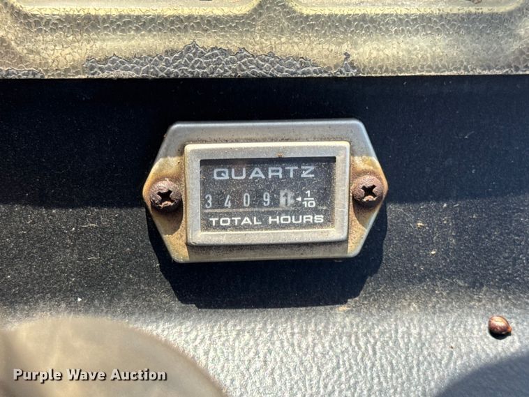 image for item EN0698 1995 Bobcat 331 mini excavator