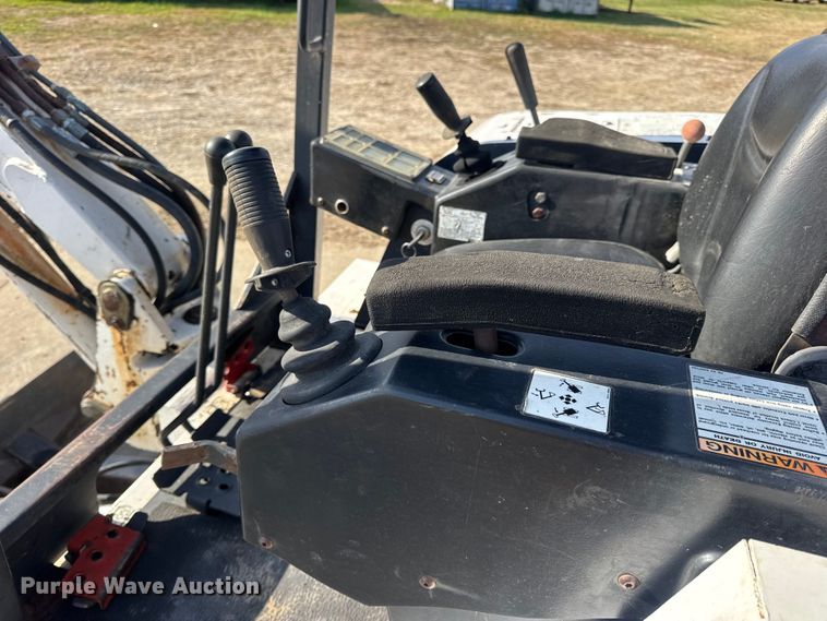 image for item EN0698 1995 Bobcat 331 mini excavator