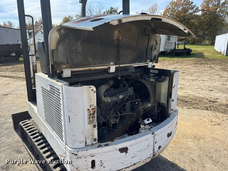 image for item EN0698 1995 Bobcat 331 mini excavator