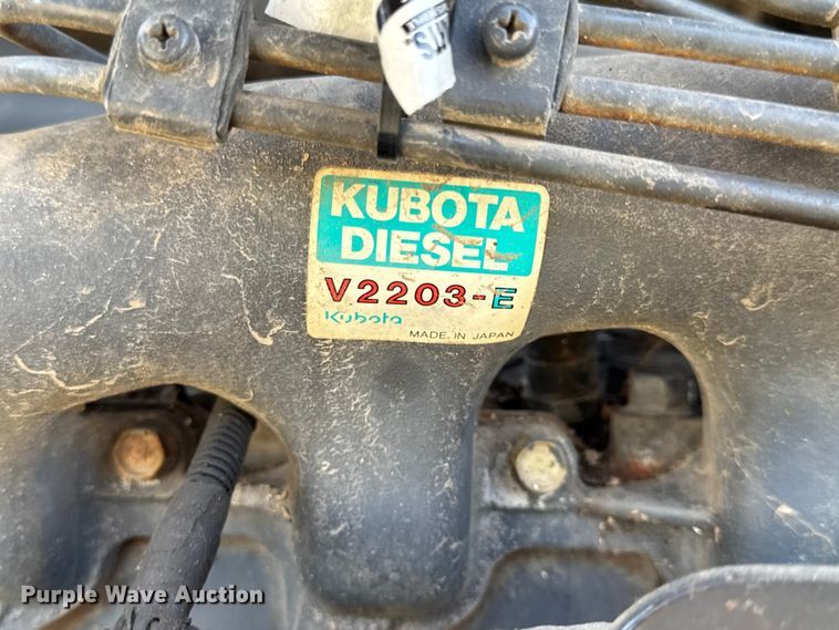 image for item EN0698 1995 Bobcat 331 mini excavator