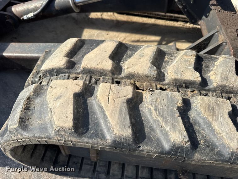 image for item EN0698 1995 Bobcat 331 mini excavator