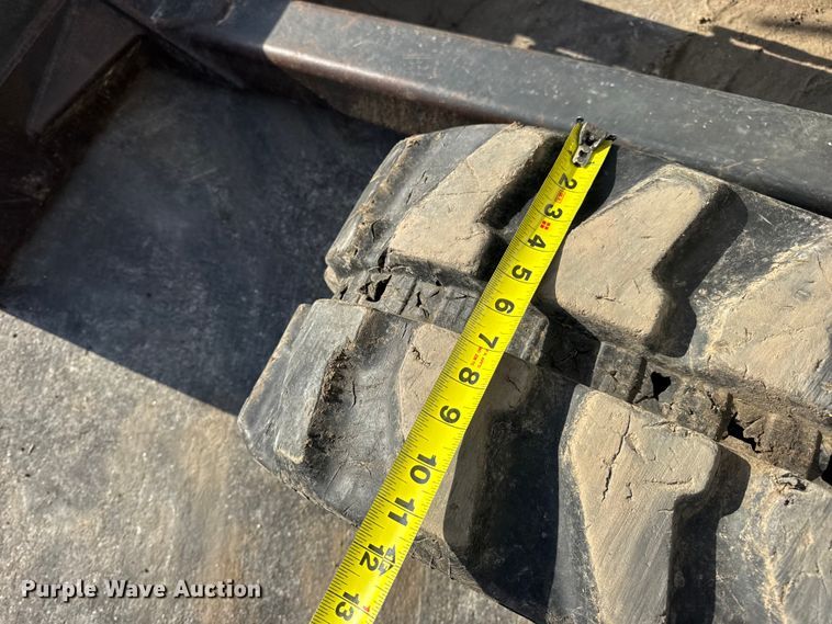 image for item EN0698 1995 Bobcat 331 mini excavator