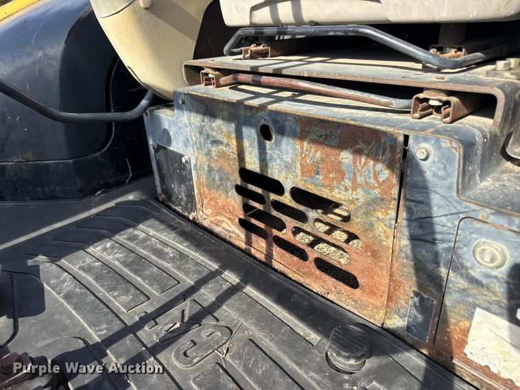 image for item EN0699 2002 Caterpillar 305 CR mini excavator