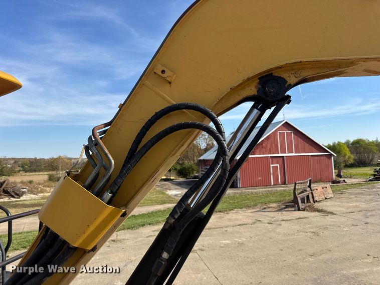 image for item EN0699 2002 Caterpillar 305 CR mini excavator