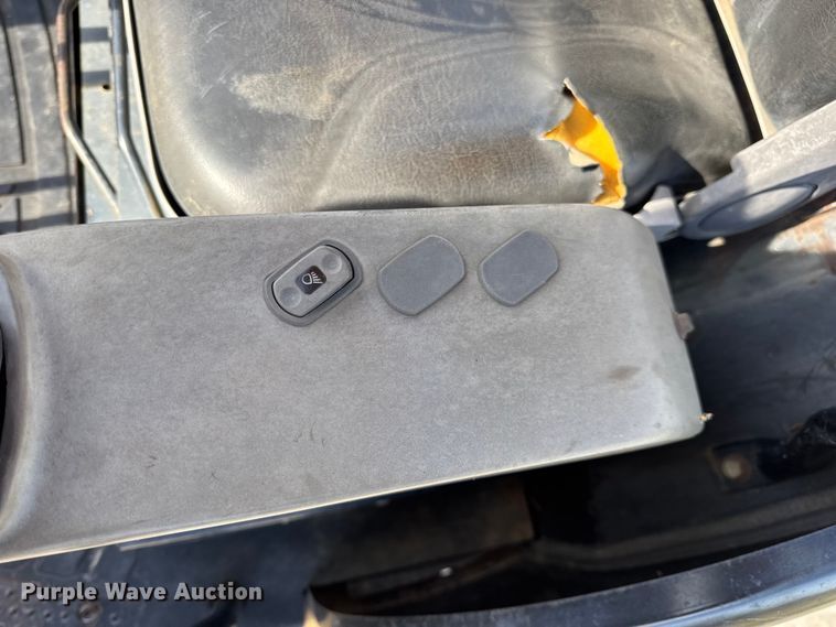 image for item EN0699 2002 Caterpillar 305 CR mini excavator