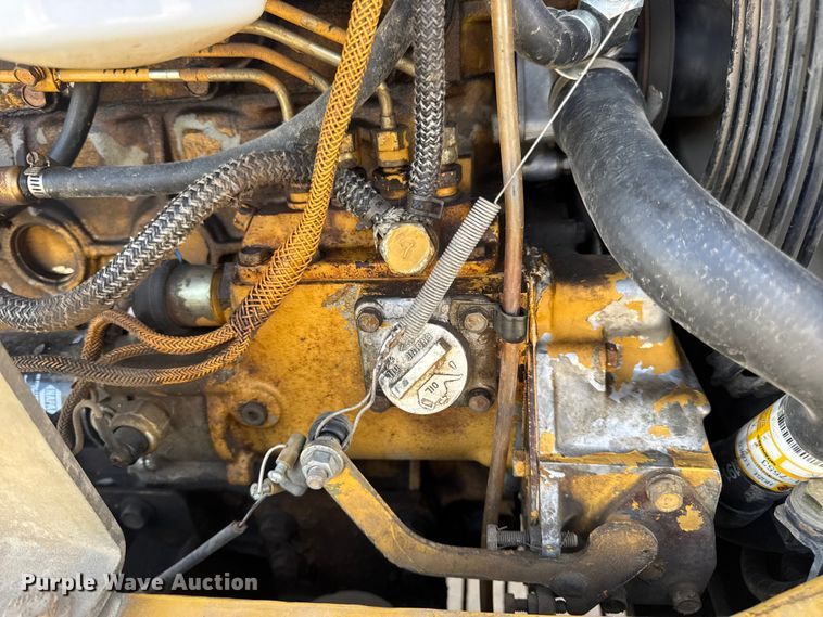 image for item EN0699 2002 Caterpillar 305 CR mini excavator